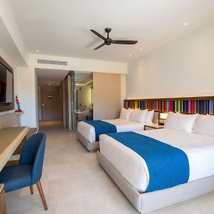 Junior Suite Double Bed Swim Up